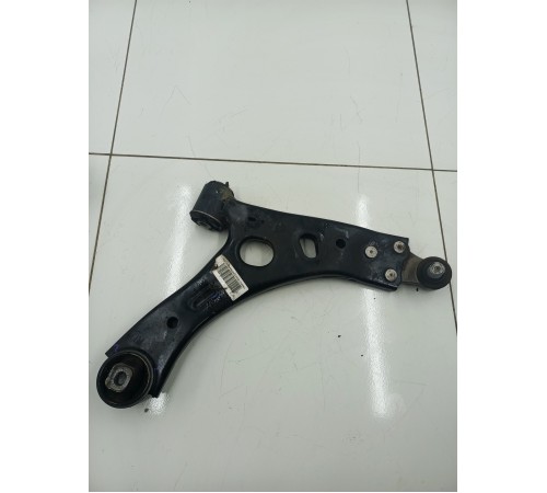 Рычаг подвески передний правый