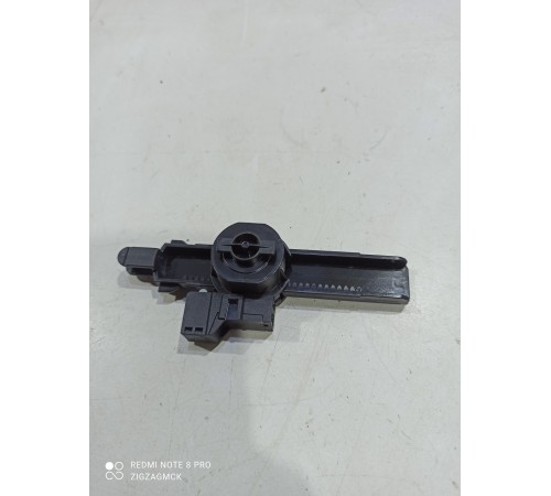 Амортизатор крышки бардачка