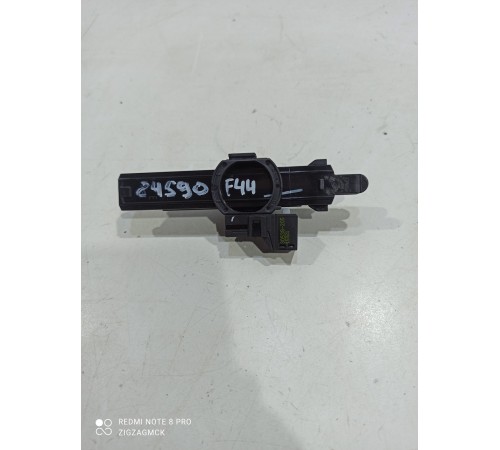 Амортизатор крышки бардачка