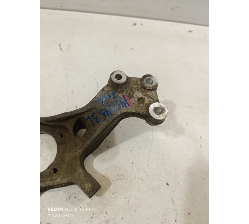 Кулак поворотный задний левый