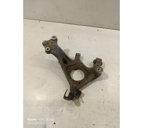 Кулак поворотный задний левый