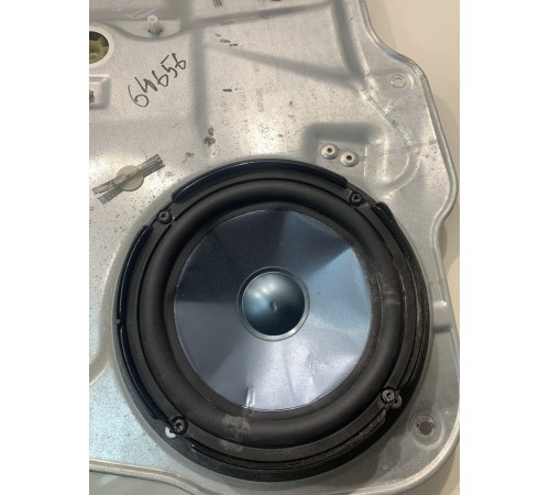 Стеклоподъёмник (передний, правый)