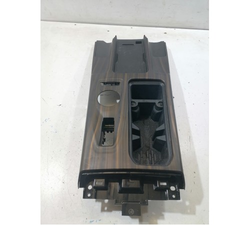 Центральная консоль