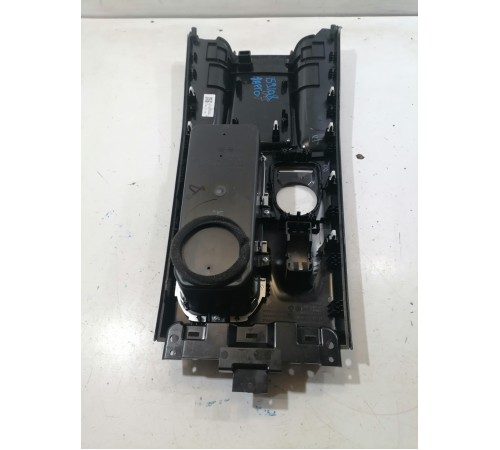 Центральная консоль