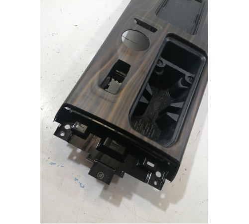 Центральная консоль