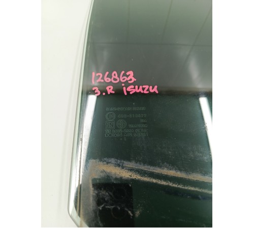 Стекло двери заднее правое