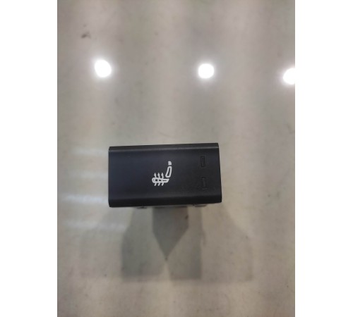 Кнопка подогрева сиденья