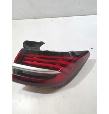 Фонарь задний правый наружный