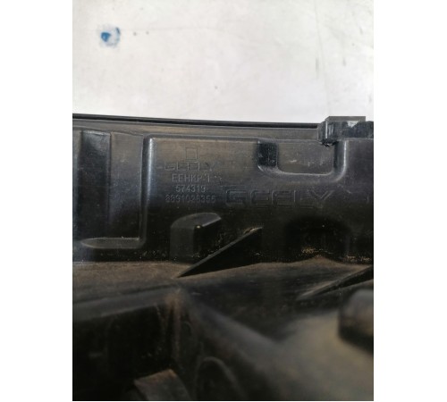 Фонарь задний правый наружный