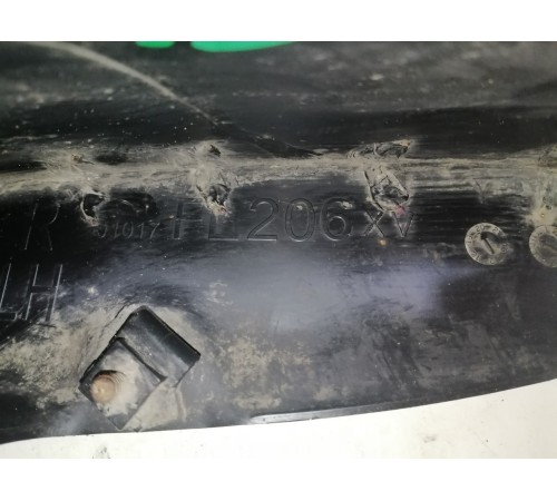 Брызговик задний левый 