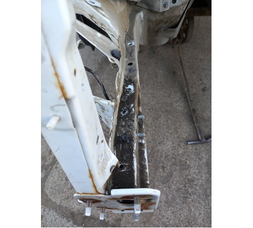 Лонжерон (четверть) передний правый