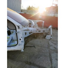 Лонжерон (четверть) передний правый Лонжерон (четверть) передний правый