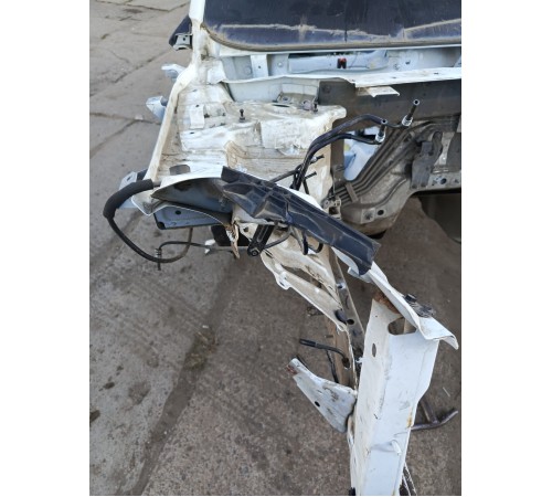 Лонжерон (четверть) передний правый