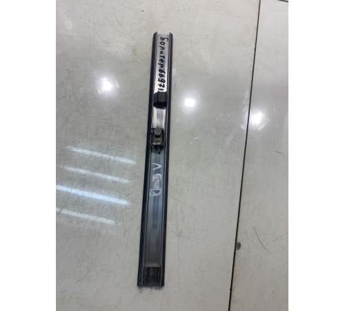 Накладка на крышу (левая)