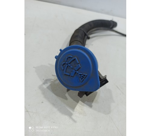 Горловина бачка омывателя