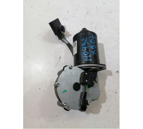 Моторчик стеклоочистителя передний