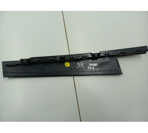 Накладка молдинг двери задний правый