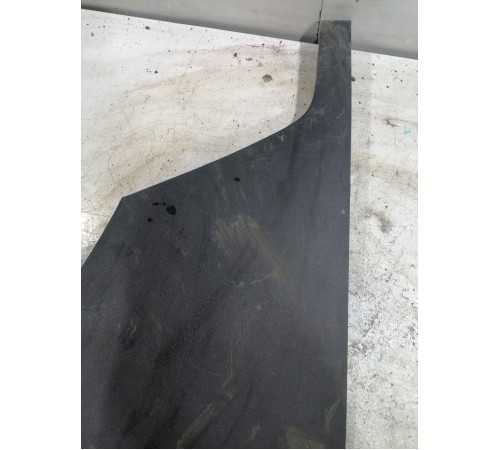 Декортивная накладка центральной панели левая