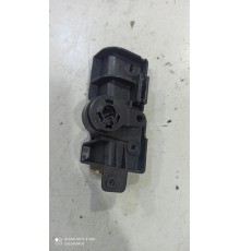 Кронштейн ручки открывания капота