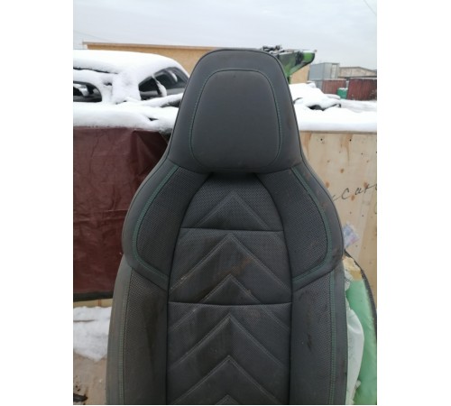 Сиденье переднее левое