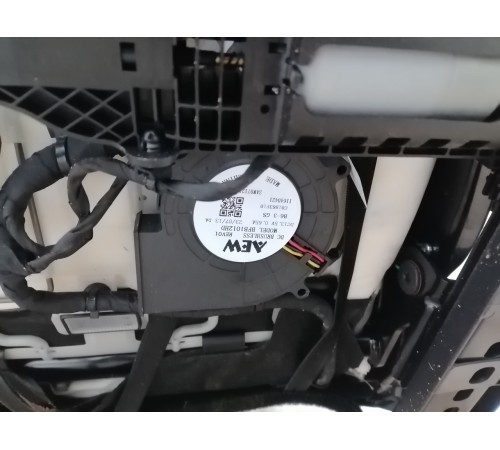 Сиденье переднее левое