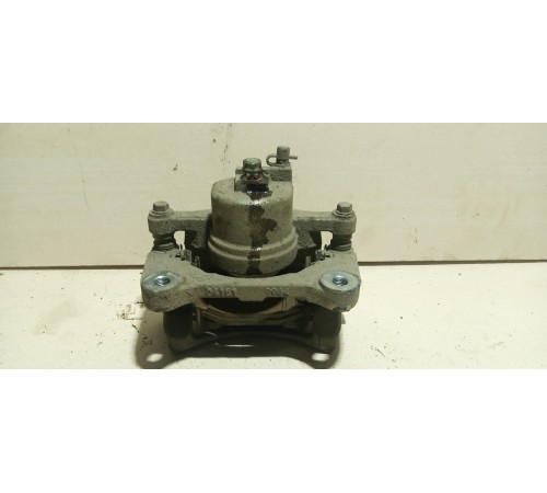 Суппорт передний правый