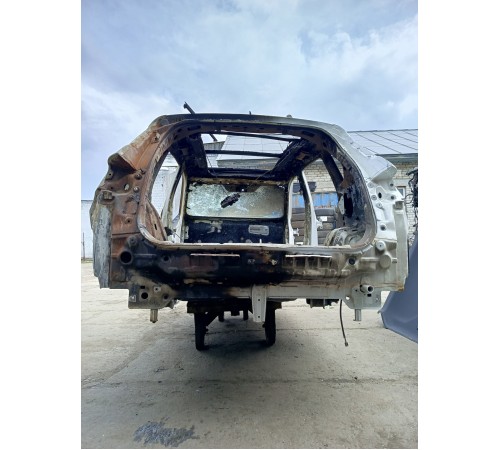 Панель задняя