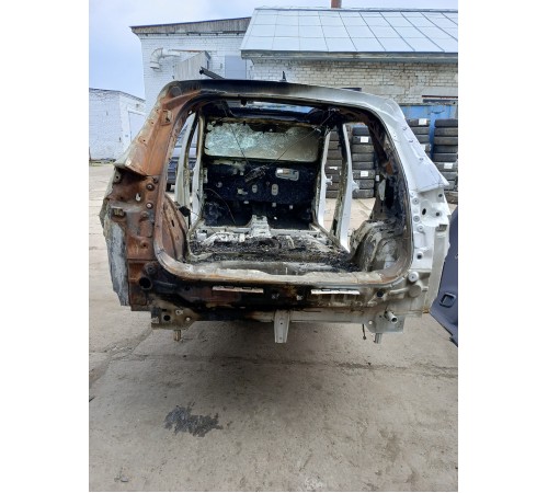 Панель задняя