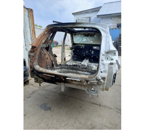 Панель задняя