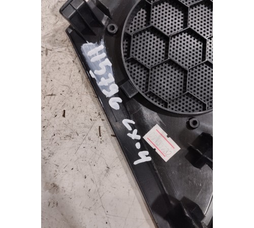 Накладка торпедо под динамик правая