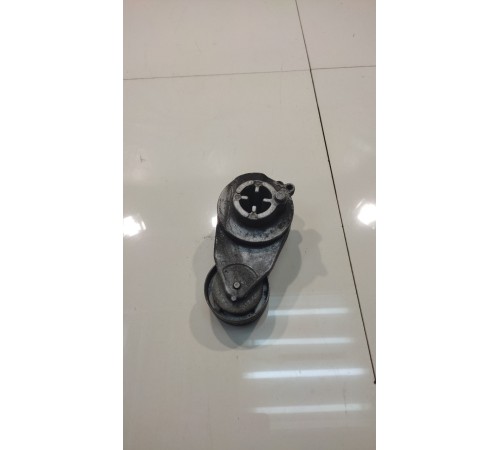 Ролик-натяжитель