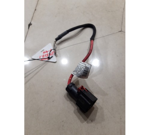 Провод подачи напряжения (клемма)