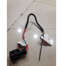 Провод подачи напряжения (клемма)