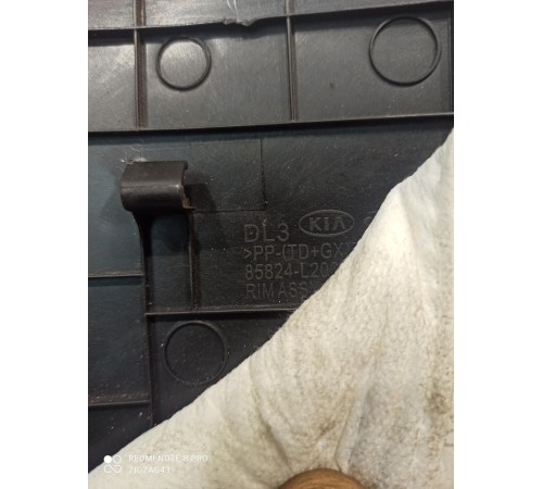 Обшивка стойки (передняя, правая)