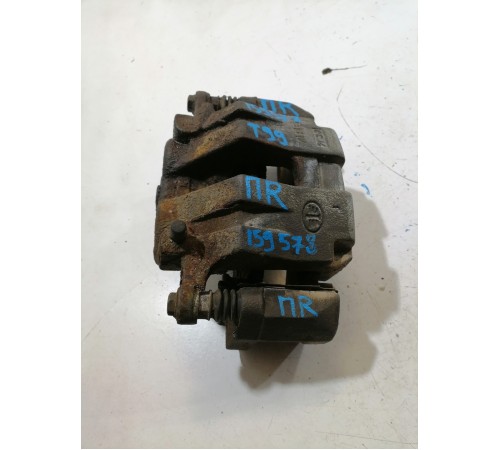  Суппорт передний правый