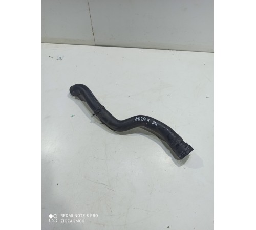 Патрубок системы охлаждения