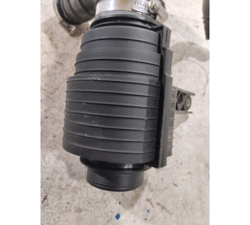 Патрубок воздушного фильтра