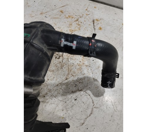 Патрубок воздушного фильтра