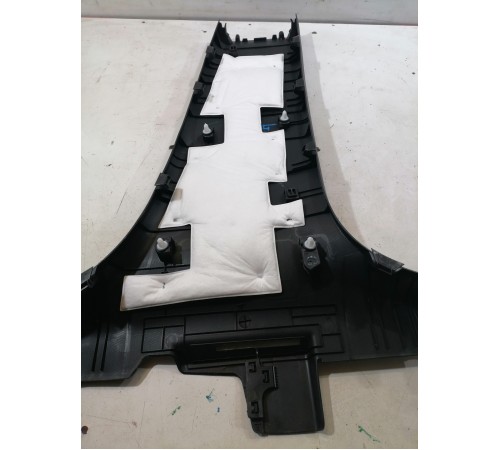 Обшивка центральной стойки левая нижняя