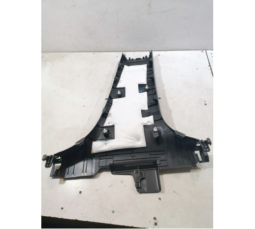 Обшивка центральной стойки левая нижняя