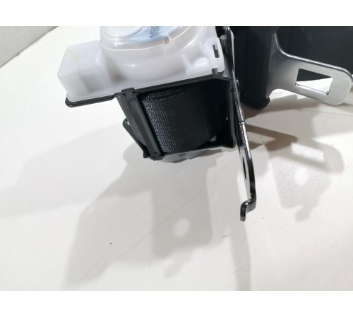 Ремень безопасности задний центрльный