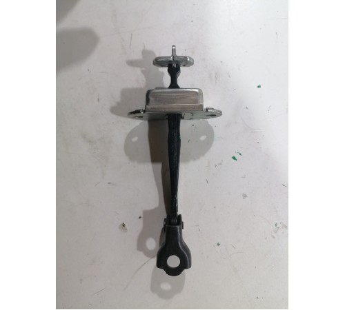 Ограничитель двери задний правый