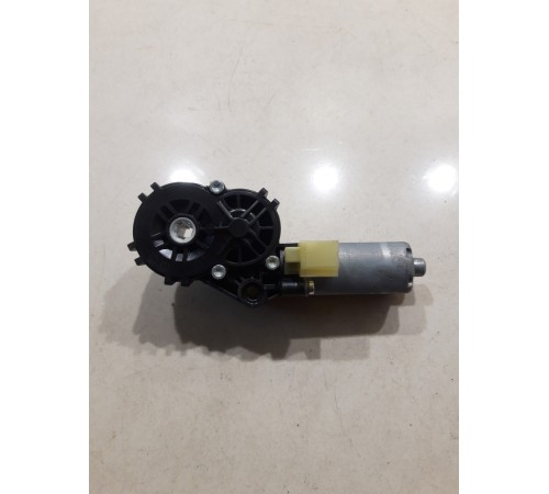 Моторчик регулировки сиденья передний левый