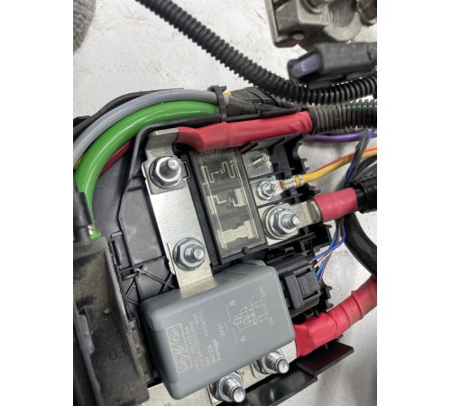 Электропроводка с монтажным блоком