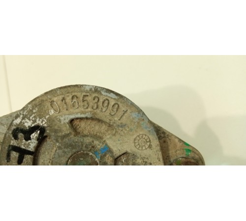 Ролик-натяжитель