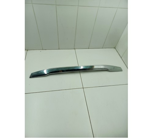 Накладка крышки двери багажника