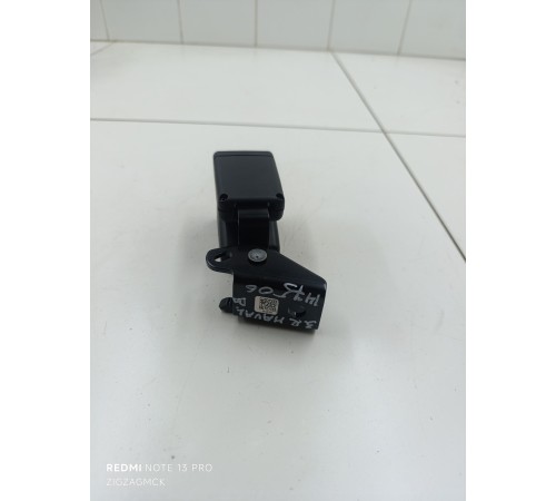 Ответная часть ремня безопасности задняя правая