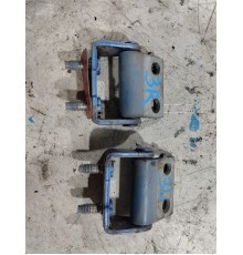 Петля крышки багажника 2шт