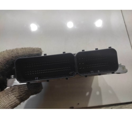 Блок управления двигателем