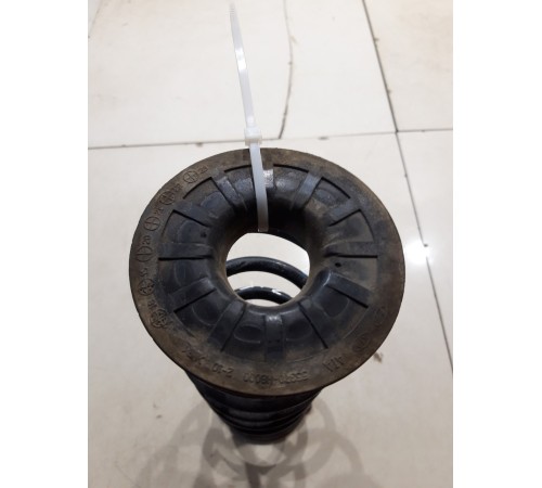 Пружина подвески(задняя правая)